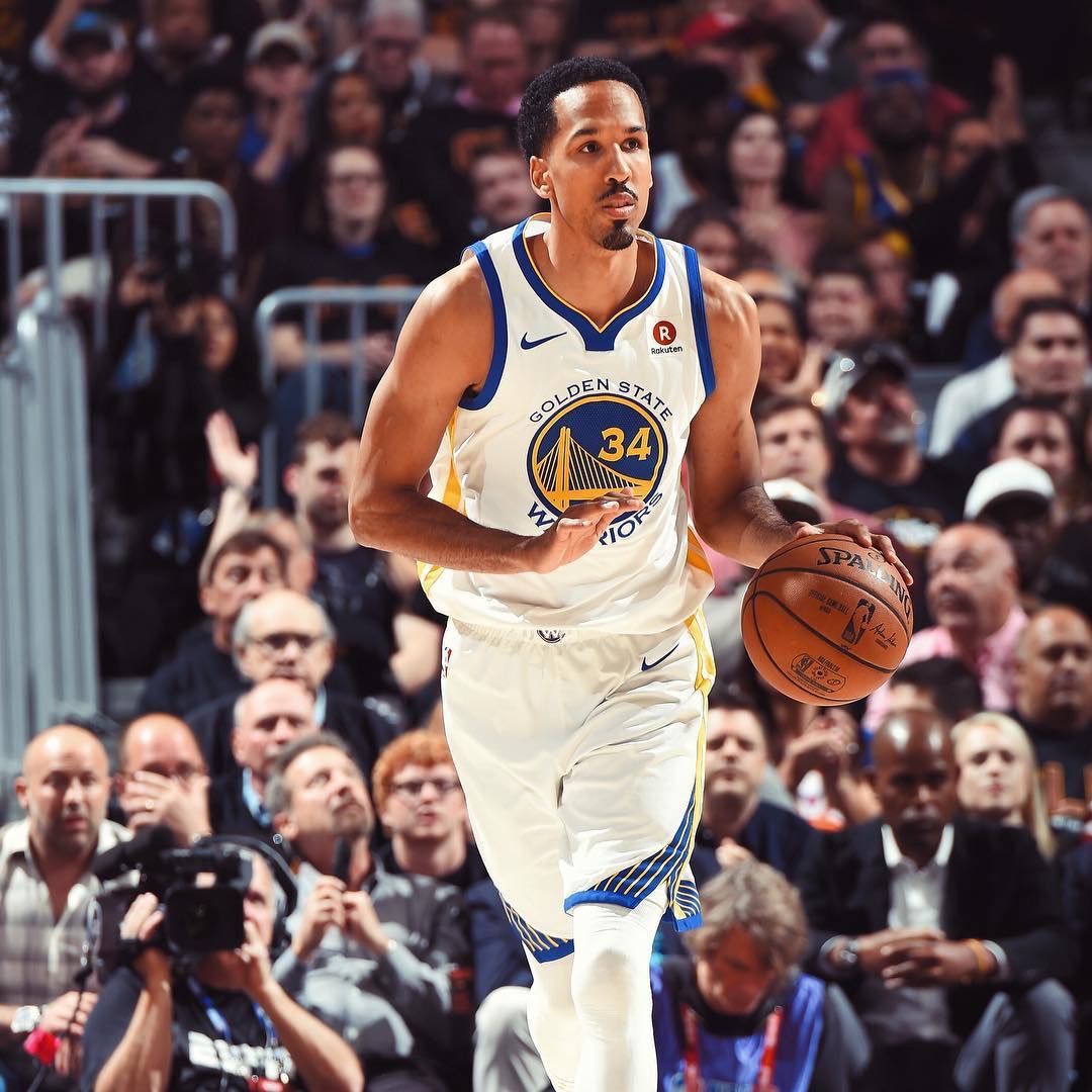 包含勇士横扫国王，范弗利特惊艳四座的词条